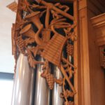 Bazuinen en harp: de overwinning en de dank aan God